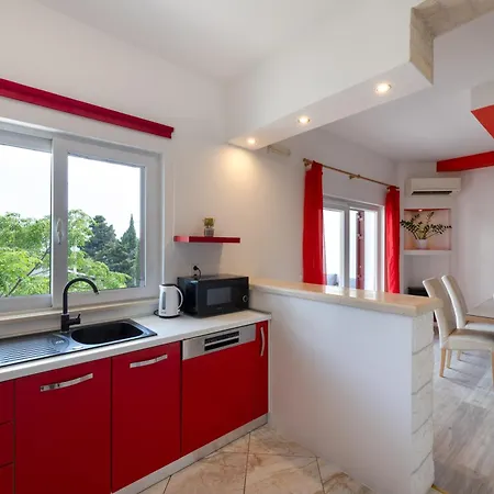 Lucy Appartement Kaštela